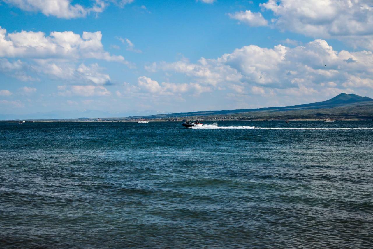 Garden Inn Resort Sevan Exterior foto